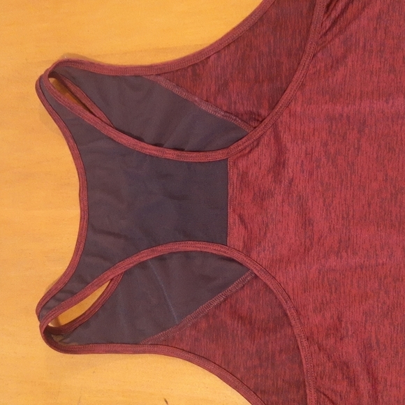 ATHLETIC Works top 153 - Picture 2 of 4